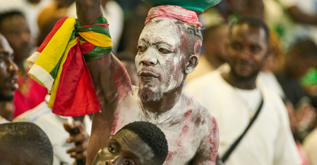 Sudáfrica se prepara para o Mundial de 2026: convocação, tática e aspirações sob o comando de Hugo Broos