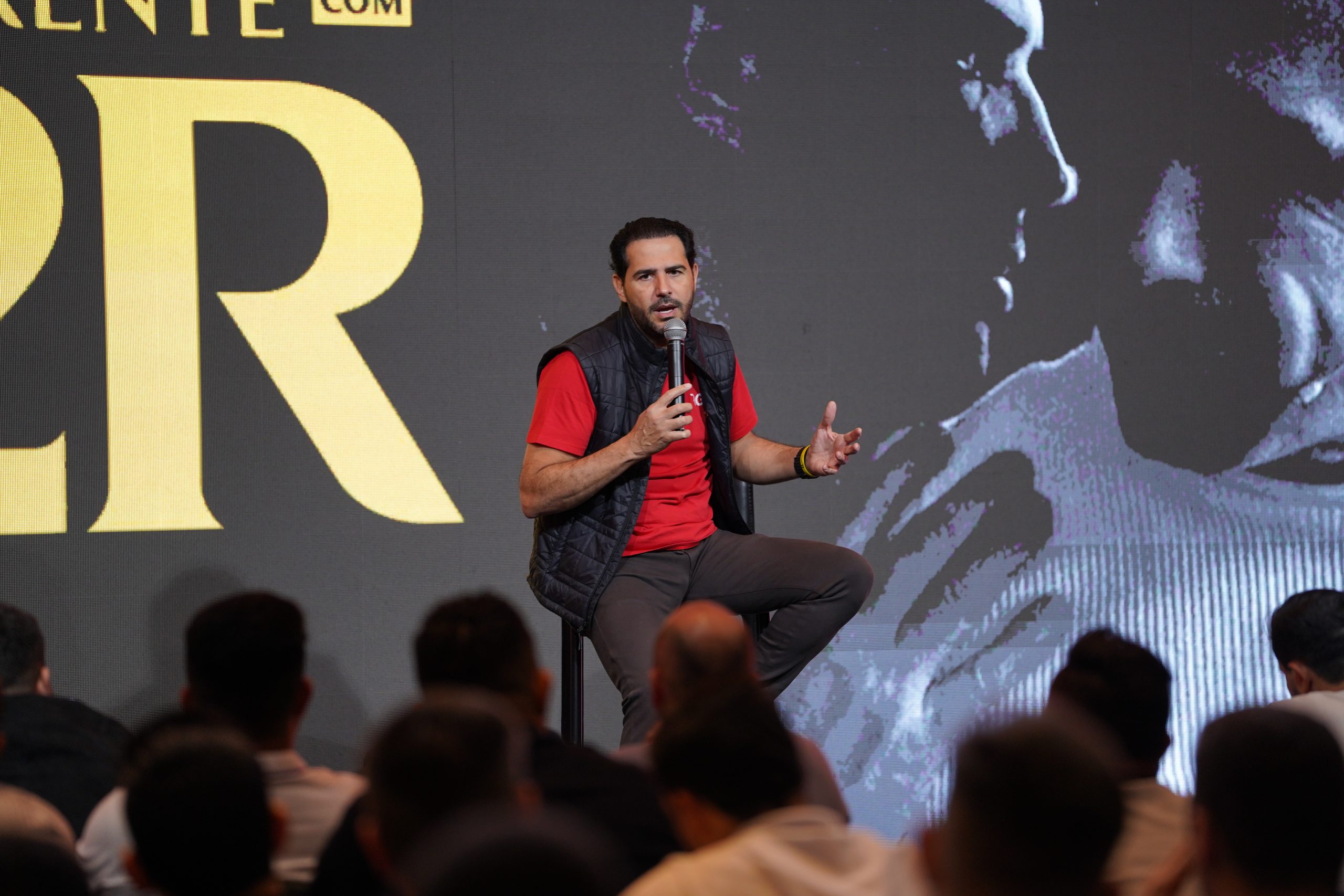 Ricardo Nunes Eletro é o homem que o Brasil viu e vê. Rodrigo Nunes é o “trator” que conduziu a máquina ao êxito